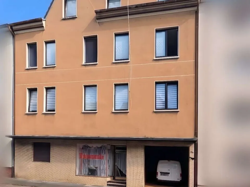 Mehrfamilienhaus mit Ladenlokal in Herne-Wanne